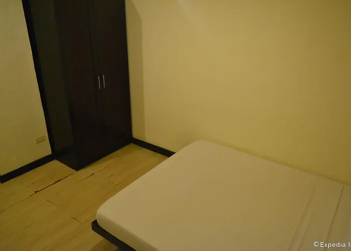 Lancaster Cebu 3*