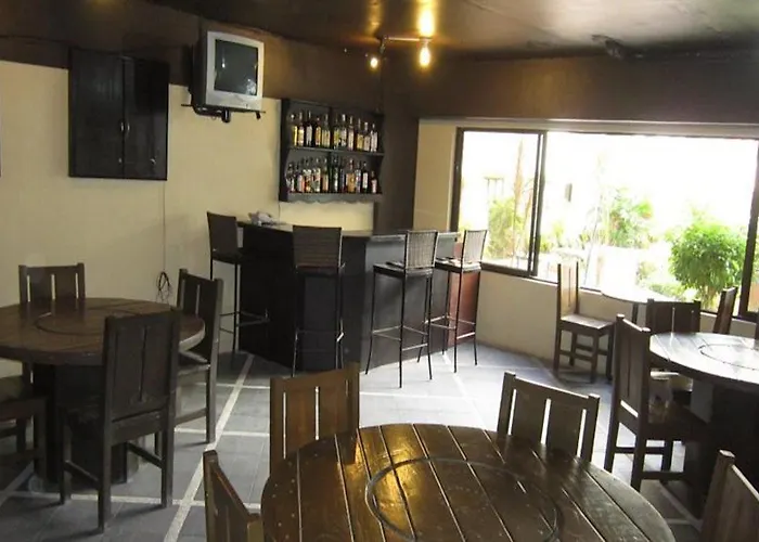 Lancaster Cebu